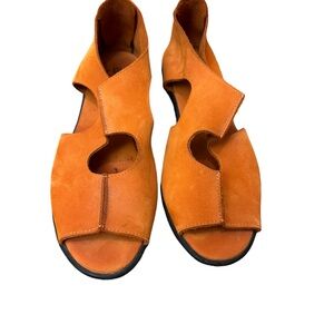 Arche Nubuck Sandals. In Pumpkin. Size 8 (39). EUC